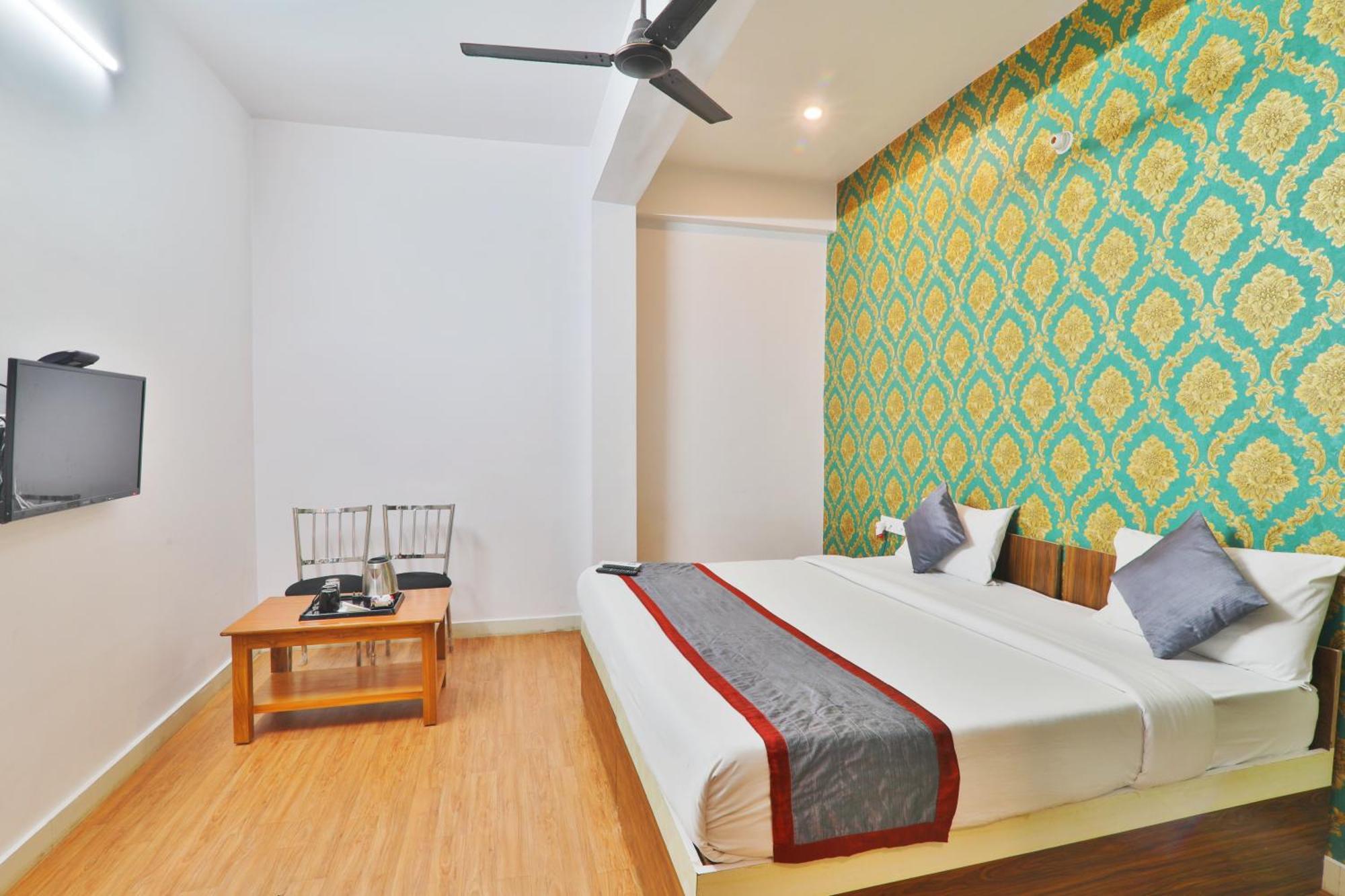 Divine Glory Hotel Lakhnaú Exteriér fotografie
