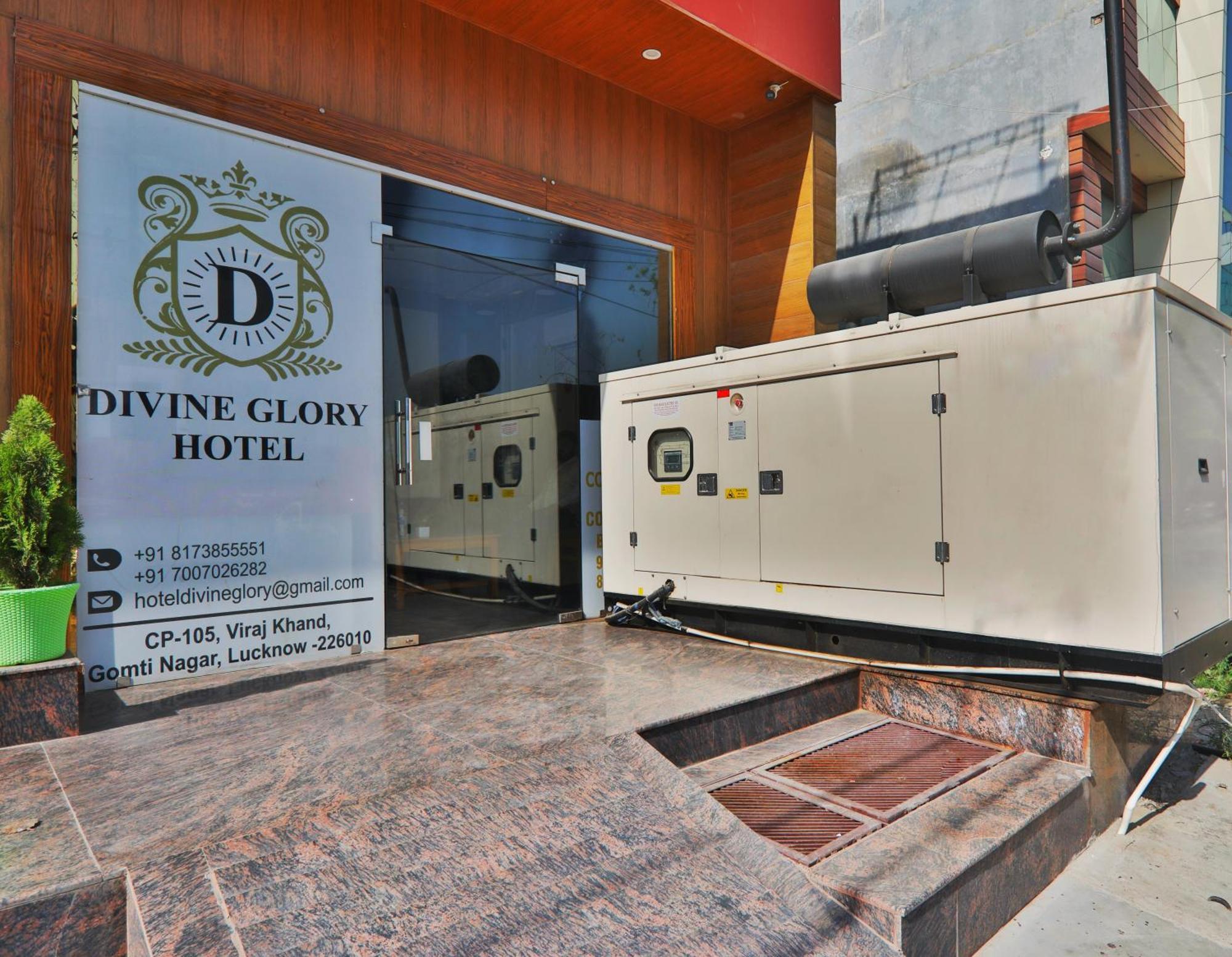 Divine Glory Hotel Lakhnaú Exteriér fotografie